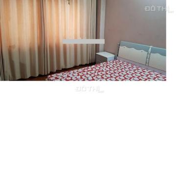 Cần bán chung cư D5A Trần Thái Tông, 80m2 chia 2 ngủ full nội thất đẹp vào ở ngay