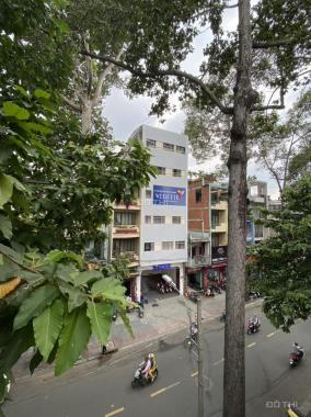 Cho thuê nhà mặt tiền đẹp Trần Quang Khải, Quận 1. Giá 63 triệu/tháng