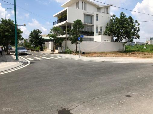 Bán lô góc 2 MT, KTĐC Rạch Chiếc, DT: 287,5m2 giá 63 tr/m2, P. An Phú, Q. 2, LH: 0947 146 635