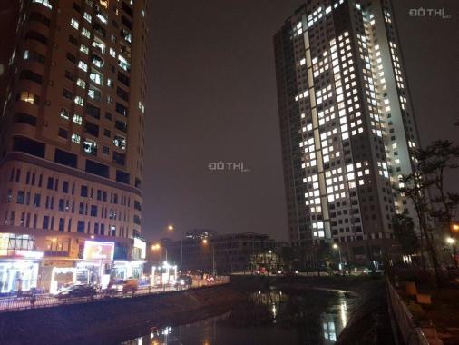 Bán căn góc 3 ngủ view hồ Định Công - hướng thành phố, giá 2,3 tỷ tại Smile Building