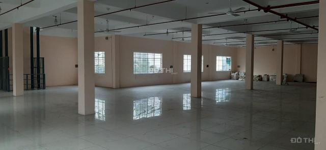 Kho xưởng lớn DTSD 2600 m2 giá cực tốt mặt tiền đường Lương Minh Nguyệt