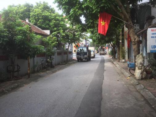 Bán đất đường Tình Quang - Giang Biên: DT 126m2, mặt tiền 6.9m, đường 3m thông và thẳng