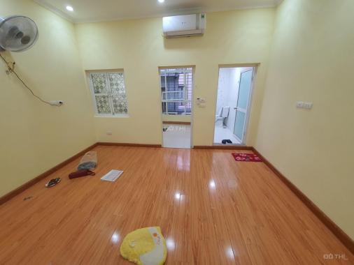 Bán nhà riêng ngõ 84 Yên Hòa, ngõ xe ba gác, sổ vuông: 30m2/5 tầng/2.65 tỷ