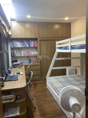 Bán căn hộ 06 Five Star Kim Giang có lốt ô tô căn góc 83,5m2 có 2 phòng ngủ sổ đỏ chính chủ