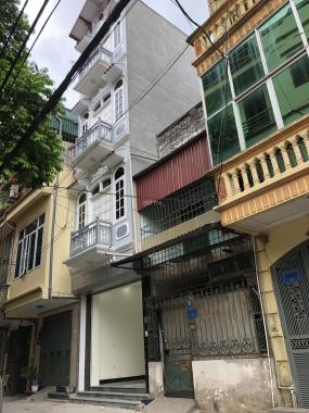 Bán nhà phân lô ô tô tránh đường Nguyễn Ngọc Nại 123m2 - 4 tầng, MT 5.7m, giá rẻ 10.8 tỷ