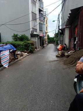 Bán đất mặt phố Gia Quất, quận Long Biên, sầm uất người đi người lại