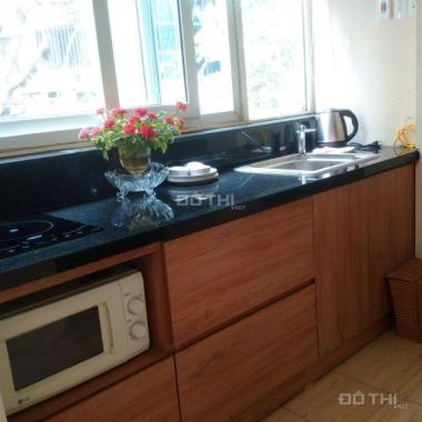 Cho thuê CH Hàng Vôi 70m2, 2pn, 15 triệu/th, Hoàn Kiếm, LH 0968649755