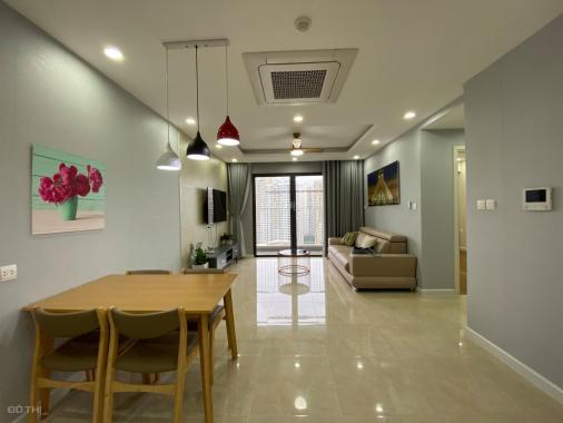 Cho thuê căn hộ CC căn góc 3PN, DT 110m2 dự án Vinhomes D'Capitale view công viên. Giá 20 triệu/th