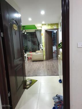 Chuyển nhượng căn 2 ngủ, 2 ban công chung cư Helios số 75 Tam Trinh, Hoàng Mai, lh 0986204569