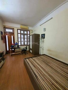 Bán nhà Chùa Láng, Đống Đa 52m2, 5 tầng - Giá 4.3 tỷ - Ở luôn - 6PN, LH: 0363755189