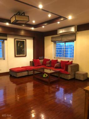 Bán căn hộ 3 ngủ 3 mặt thoáng đẹp nhất chung cư OCT1 Bắc Linh Đàm full nội thất gỗ sang trọng