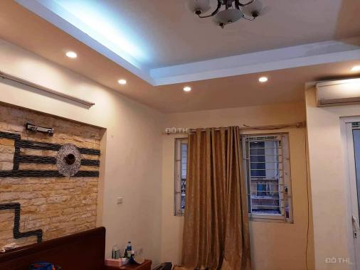 Bán nhà Bồ Đề 5 tầng cực đẹp, lô góc, gần hồ, 40m2, giá 3.95 tỷ thương lượng