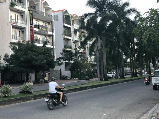 Bán đất mặt tiền đường D1 khu dân cư Him Lam Kênh Tẻ Quận 7 giá 290 triệu/m2, nền O16