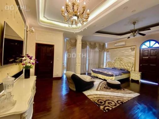 Bán nhà Vạn Bảo, gần phố, ô tô tránh, 90m2, giá 14.8 tỷ. LH Minh 0936419288