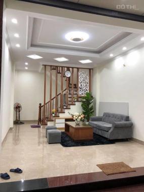 Bán nhà riêng tại Phường Phúc Xá, Ba Đình, Hà Nội diện tích 36m2, giá 2.6 tỷ
