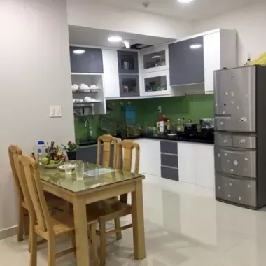 CC RubyLand, Q. Tân Phú, 72m2, 2PN, 1WC, full nội thất, giá: 7.5triệu/tháng. LH: 0765568249 E. Văn