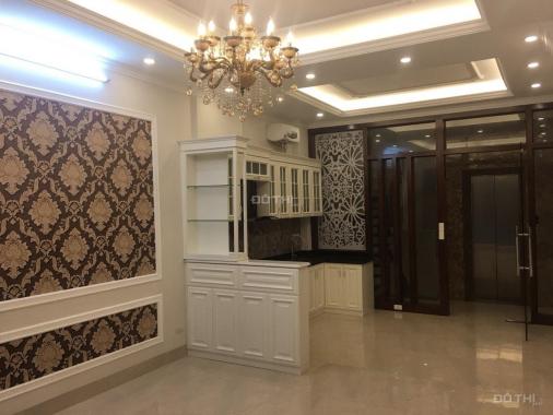 Láng Hạ: 6 tầng thang máy có vỉa hè, gara 7 chỗ + bãi ô tô, rất mới, 50m2x4.5m, 12.5 tỷ, 0966752013