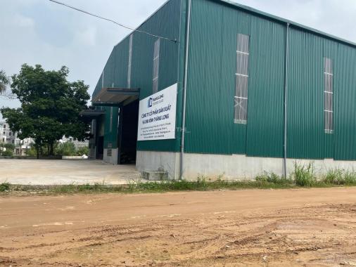 Cần bán 4000m2 đất xây dựng xưởng, nhà máy nằm trong khu công nghiệp Phú Cát Quốc Oai LH 0866990503