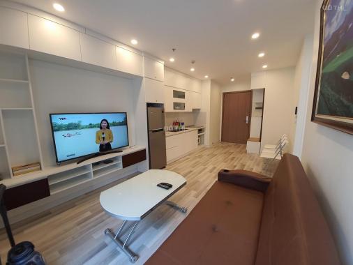Bán nhanh căn hộ 2,18 tỷ 2PN 2WC đầy đủ nội thất cực đẹp tại Vinhomes Green Bay, 0329843325