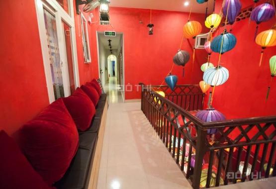 Cho thuê nhà phố Mã Mây, Hoàn Kiếm 270m2 x 3 tầng, thích hợp - bar, lounge, pub, restaurant