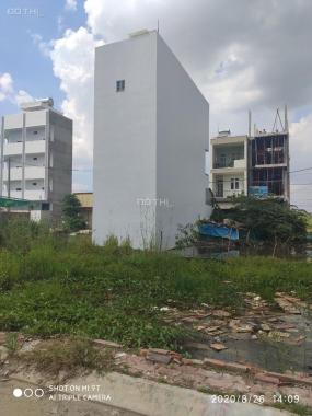 Cần bán lô đất nằm ở khu SamSung đường Bưng Ông Thoàn, phường Phú Hữu, DT: 54m2, giá 2.58 tỷ