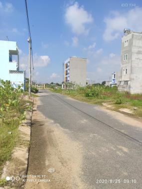 Cần bán lô đất nằm ở khu SamSung đường Bưng Ông Thoàn, phường Phú Hữu, DT: 54m2, giá 2.58 tỷ