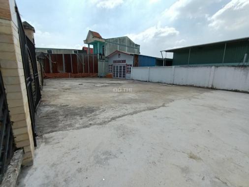 Chính chủ cần cho thuê gấp 450m2 gồm đất và nhà cấp 4 làm kho mặt tiền đường Nguyễn Văn Tạo, Nhà Bè