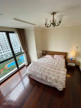 Cho thuê căn hộ cao cấp tại Royal City, 2PN - 100m2, đầy đủ nội thất - Giá cực rẻ