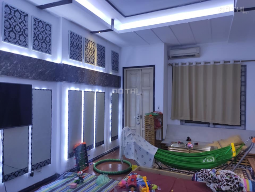 Bán nhà mặt phố Phú Viên, Long Biên, 70m2x5T - KD tốt, giá 5.8 tỷ (0982292736)