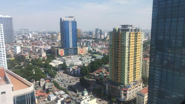 Chính chủ chuyển công tác cần bán gấp căn góc cao cấp tại Vinhomes Nguyễn Chí Thanh, Đống Đa