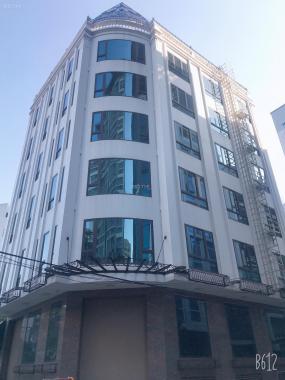 Cần bán khách sạn mới xây 8 tầng thang máy, Trung Hoà Nhân Chính