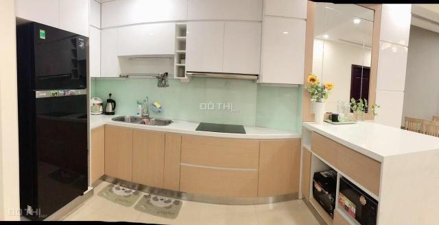 Cho thuê căn hộ chung cư 2 PN Royal City, Thanh Xuân, 100m2, giá 15 triệu/th