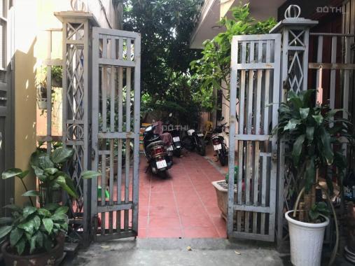 Nhà Ngọc Lâm - Trung tâm quận Long Biên, mới tinh, khu phố ẩm thực, ô tô đỗ cửa, an ninh tuyệt đối