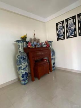 Hoa hậu Bồ Đề, nhà đẹp ngõ thông, hơn 2 tỷ vào việc