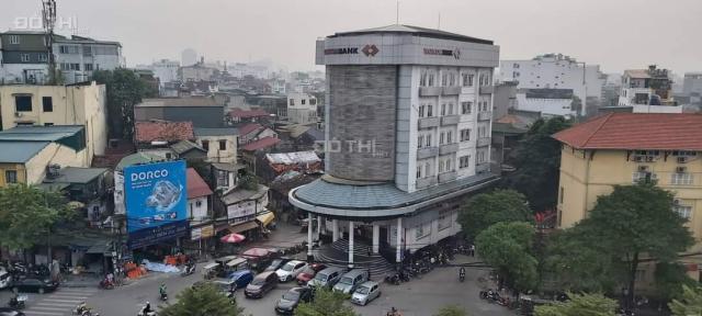 Mặt phố Hồng Hà, Hoàn Kiếm 60m2, 7 tầng thang máy, giá 17.5 tỷ 2 mặt tiền lớn