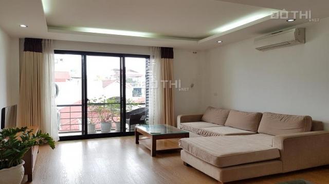 (ID: 765) cho thuê căn hộ dịch vụ tại Văn Cao, Ba Đình, 70m2, 1PN, ban công, đầy đủ nội thất