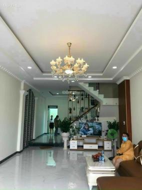 Nhà mới xây đường Võ Văn Kiệt, Q 8 vị trí đẹp phong thủy tốt. TT 1tỷ5 sổ hồng riêng, LH 0939964588