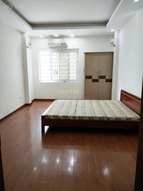 Chưa đầy 2.4 tỷ, nhà gần Giải Phóng, 37m2, 4PN đẹp, giao thông thuận tiện. Liên hệ 0966456918