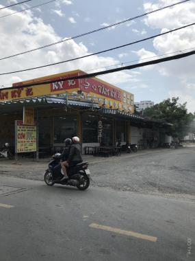 Nhà 2 mặt tiền đường Lê Văn Lương và đường thông qua Nguyễn Hữu Thọ, đối diện ĐH Tôn Đức Thắng