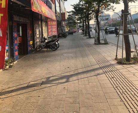 Siêu hiếm mặt phố Phạm Văn Đồng, lô góc, vỉa hè lớn, KD đỉnh, MT 10m cho thuê 70tr/tháng