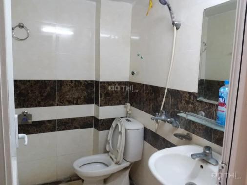 Bán nhà phố Nguyễn Chính - Hoàng Mai, 30m2, 5 tầng, tiện nghi đẹp, giá 2,5 tỷ