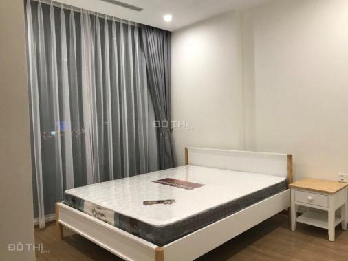 Bán căn hộ 2 phòng ngủ ban công Đông Nam tặng kèm nội thất tại Skylake Phạm Hùng