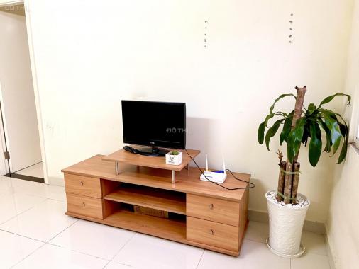 Cho thuê gấp CH Sunview 58m2, 2PN, nhà có nội thất, view hồ bơi tuyệt đẹp, 6 triệu/tháng