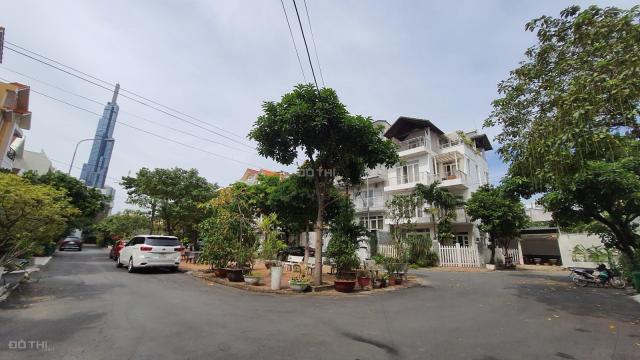 Bán villa compound Trần Não, P. Bình An, Q2, view Landmark81, 10x21m, 26.5 tỷ, LH: 0906997966
