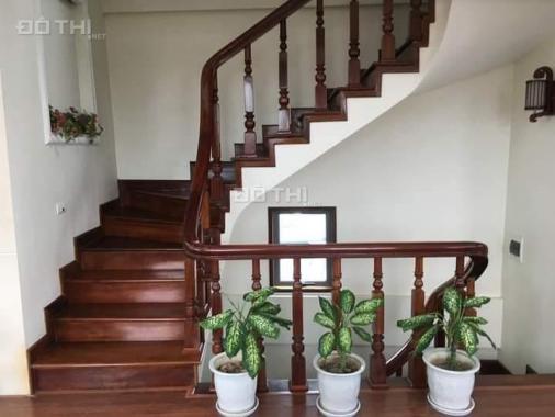 Biệt thự đón tết, cần bán gấp biệt thự mặt hồ Quỳnh Võ Thị Sáu. 65m2, 5 tầng, 12.5 tỷ