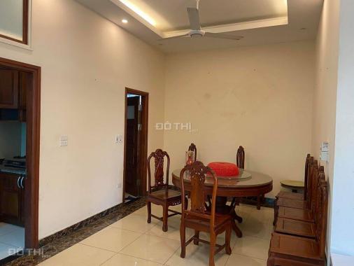 Cho thuê nhà riêng mới xây 4 tầng phố Ái Mộ, Bồ Đề, Long Biên 40m2/sàn. Giá: 12 triệu/tháng