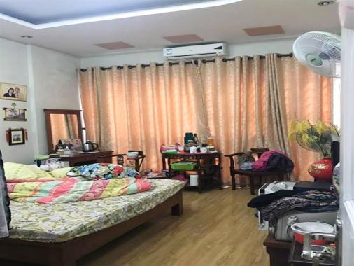 Bán nhà đẹp Phùng Chí Kiên, ô tô tránh, DT 50m2, giá 7.75 tỷ