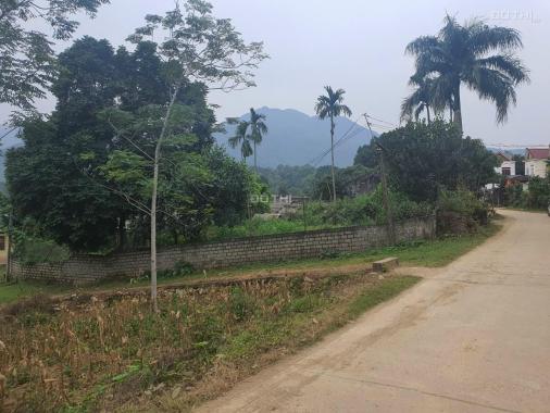 Bán gấp khuôn viên 1400m2 view cánh đồng ở Lương Sơn, Hòa Bình giá rẻ. LH 0917.366.060/0948.035.862