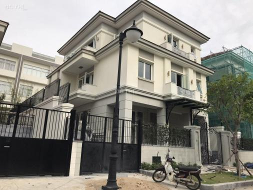Bán biệt thự Sala Đại Quang Minh, Quận 2, 331m2, 1 hầm + 4 tầng, nhà thô