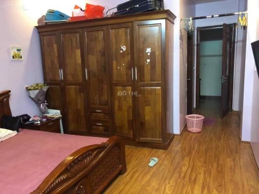 Bán nhà mặt phố đường Hoàng Quốc Việt, Phường Nghĩa Đô, Cầu Giấy, 35m2 giá 8.3 tỷ, LH: 0966481766